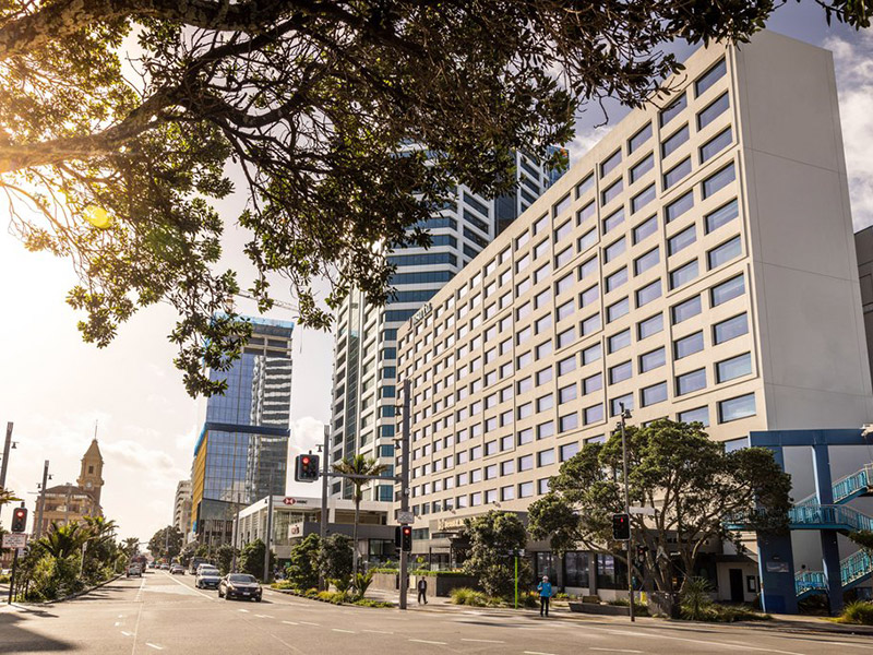 M ソーシャル オークランド1