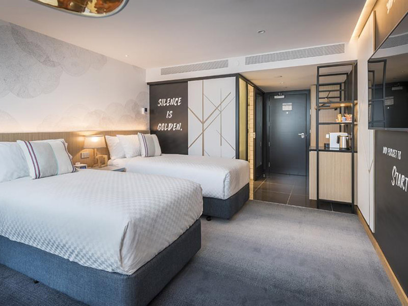 M ソーシャル オークランド3